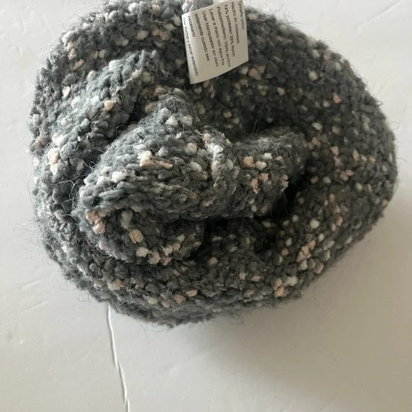 Unbranded chenille puff beanie hat OS - Picture 5 of 5